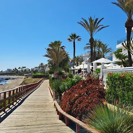 Sunny Golf View Miraflores Appartamento *